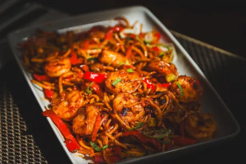 Prawns stir fried with chilli and capsicum